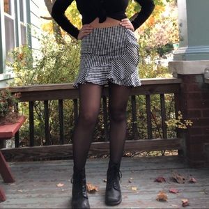 Checkered mini skirt